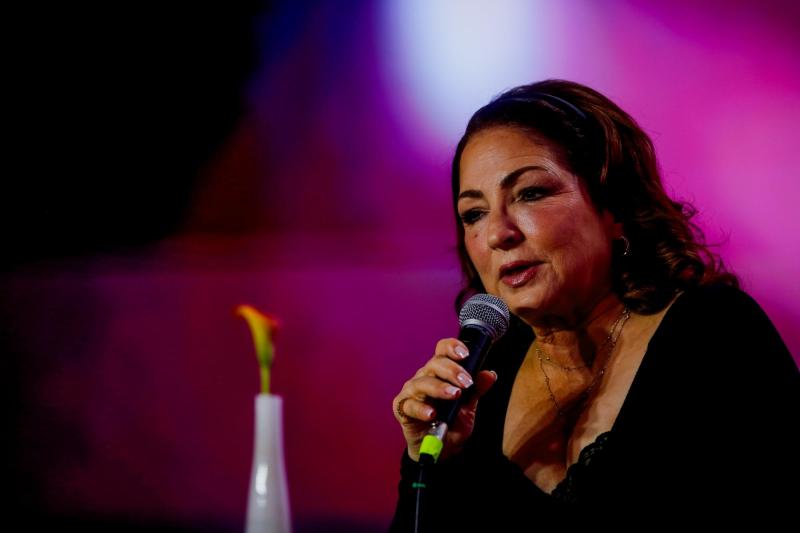 Agencia Uno - Qué pidió Gloria Estefan para tener en su camarín en el Festival de Viña 2026