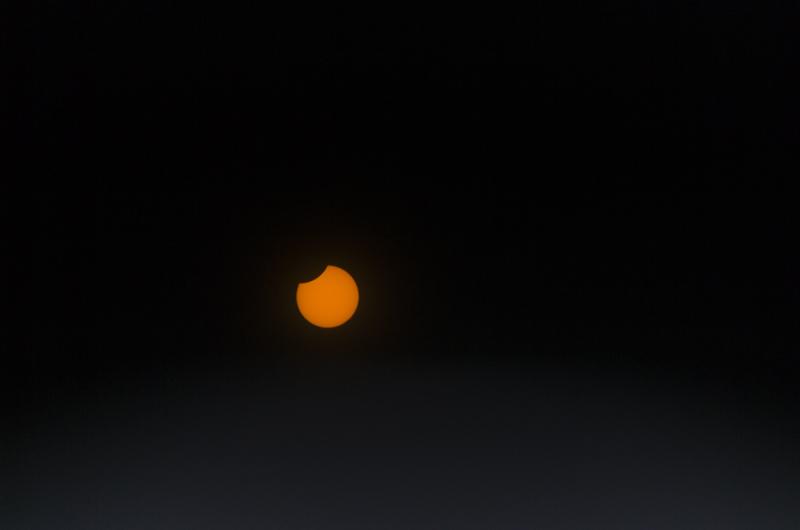 Eclipse solar anular en febrero: A qué hora y en qué zonas de Chile podrás ver el fenómeno astronómico | Agencia UNO