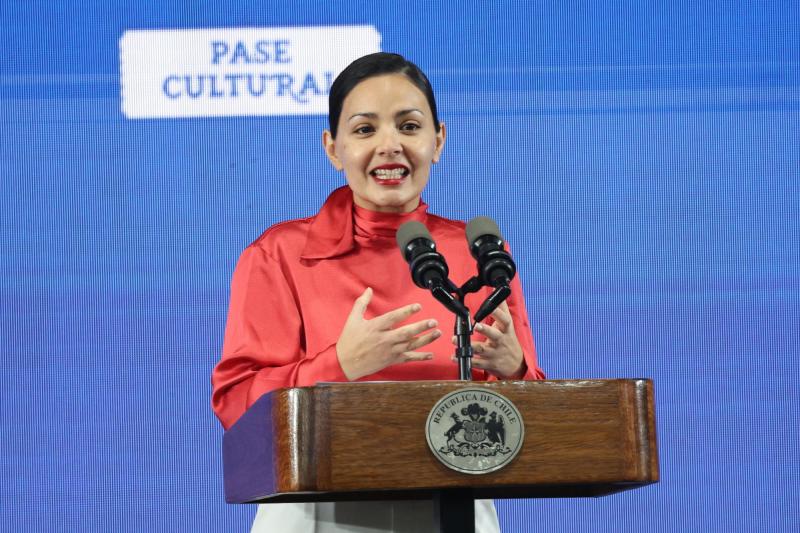 Aton- Arredondo defendió beneficio del Pase Cultural