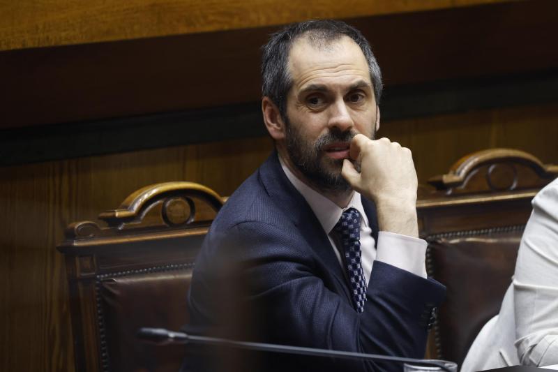 Aton- Grau aseguró que el gobierno que enfrentó una "emergencia fiscal" fue el segundo de Piñera