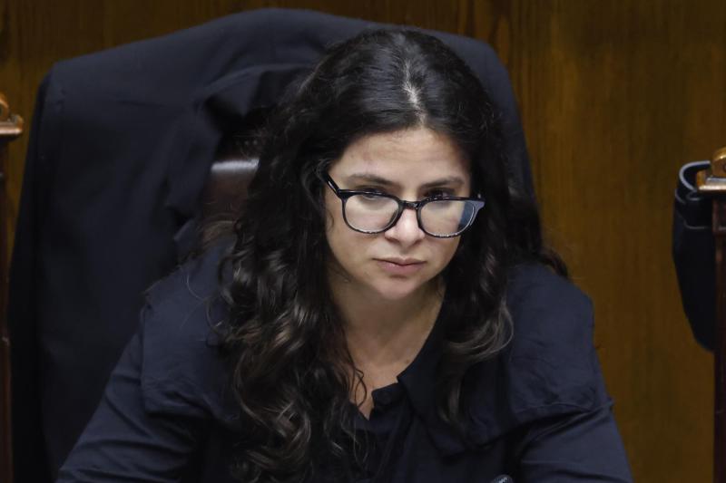 Aton- Ministra Antonia Orellana