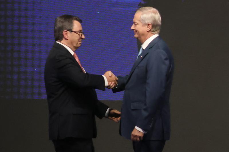 Aton- Barros fue abogado de Pinochet