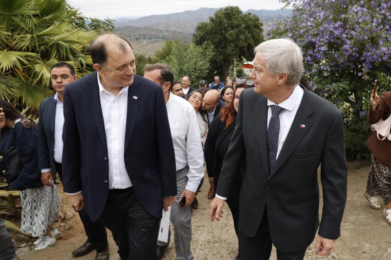 Aton- Iván Poduje y José Antonio Kast