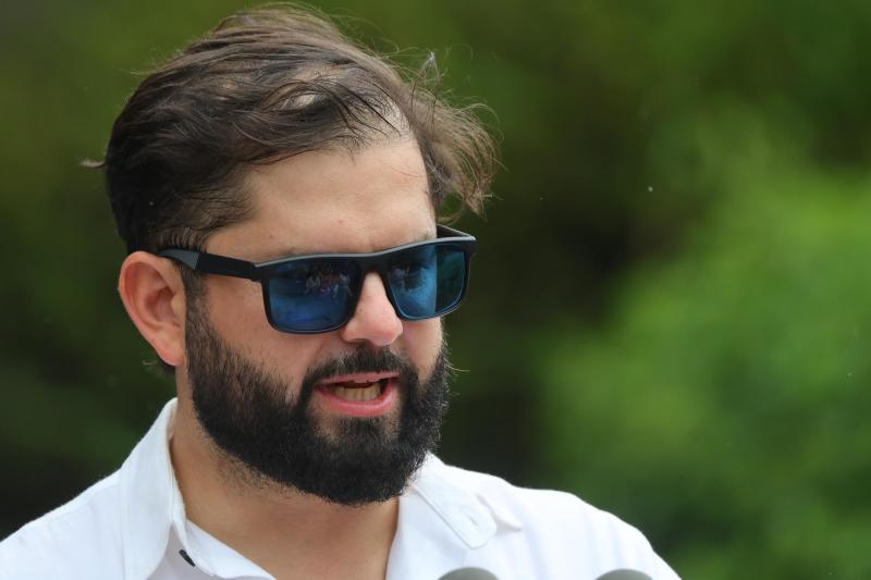 Presidente Boric cuestiona rechazo de visado a funcionarios en EE.UU. - Aton