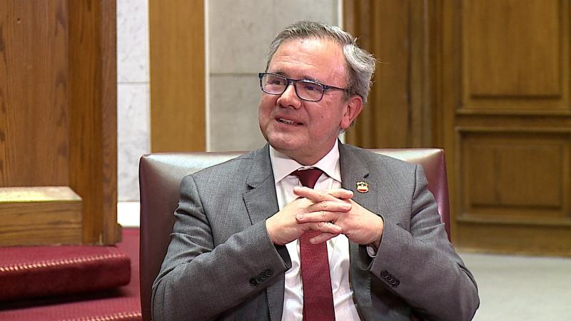 Aton- Senador Gustavo Sanhueza (UDI)