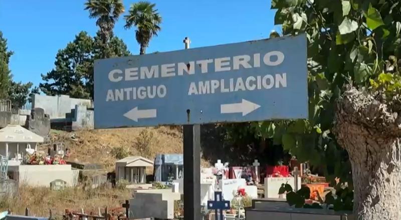 La Tarde es Nuestra - Denuncian reventa de nichos en cementerio municipal de Carahue