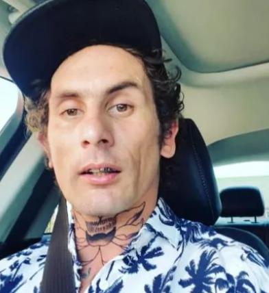 Medio Crónica - Emanuel Noir de Ke Personajes