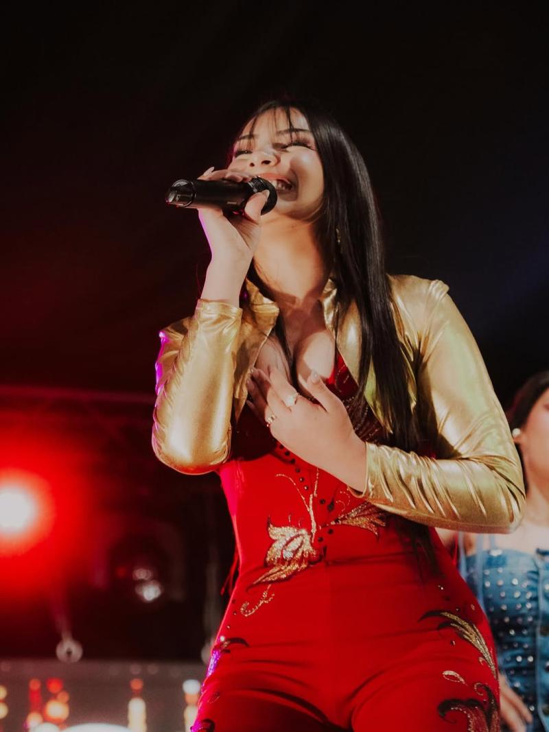 Quiénes se presentan este sábado en el Festival de San Felipe por el 13 - Instagram Alanys Lagos (Fotografía de @eldurodellente)