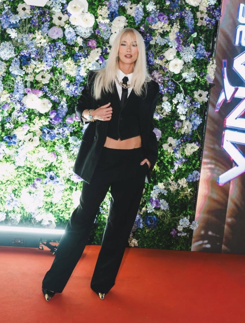 @vestalugg - Emotivo homenaje de Vesta Lugg a su padre en la Gala de Viña