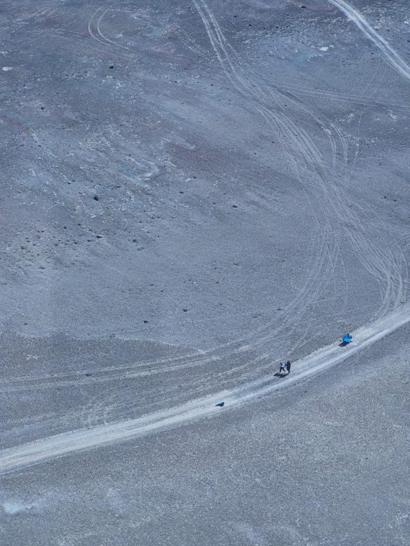 Carabineros - El momento en que hallan con vida a pareja desaparecida en Atacama