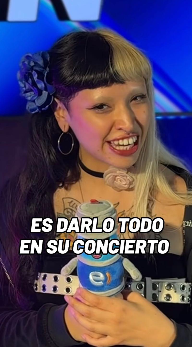 Instagram (Entel) - Dolores Malena, fan de Mon Laferte