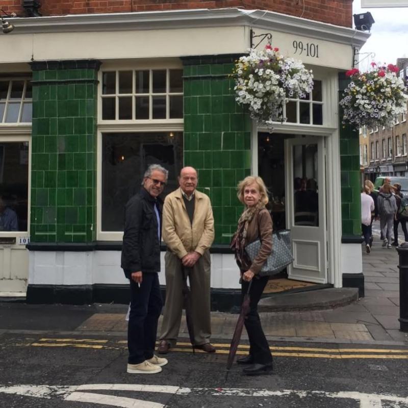 Instagram - Máximo Menem emociona a sus seguidores con homenaje a su abuela fallecida