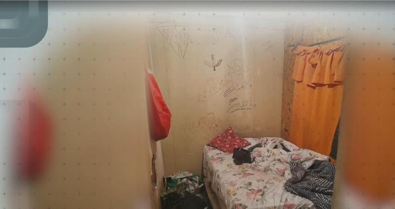 Reportajes T13 - La pieza donde vivía Pedro Correa, presunto asesino de su propia hija