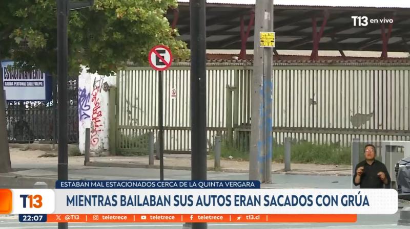 Retiran 17 autos en grúa durante el Festival de Viña: conductores reclaman y municipio defiende fiscalización