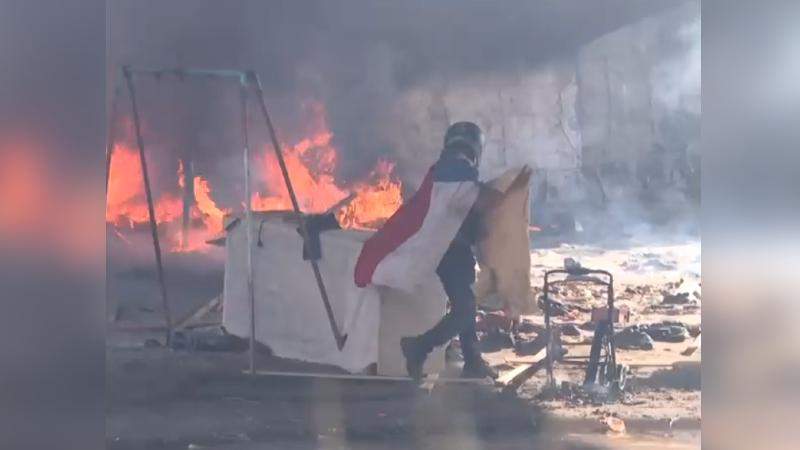 T13 En Vivo - Tenso operativo para retirar rucos del río Mapocho