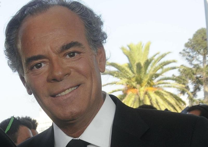 C13 - Eduardo Cruz-Johnson