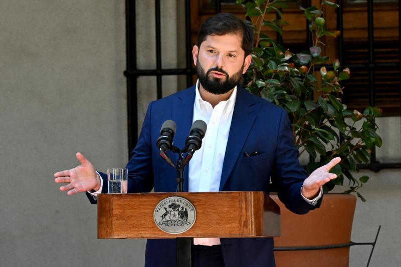 AFP - Boric realizó su crítica a Trump en su último día al mando del país