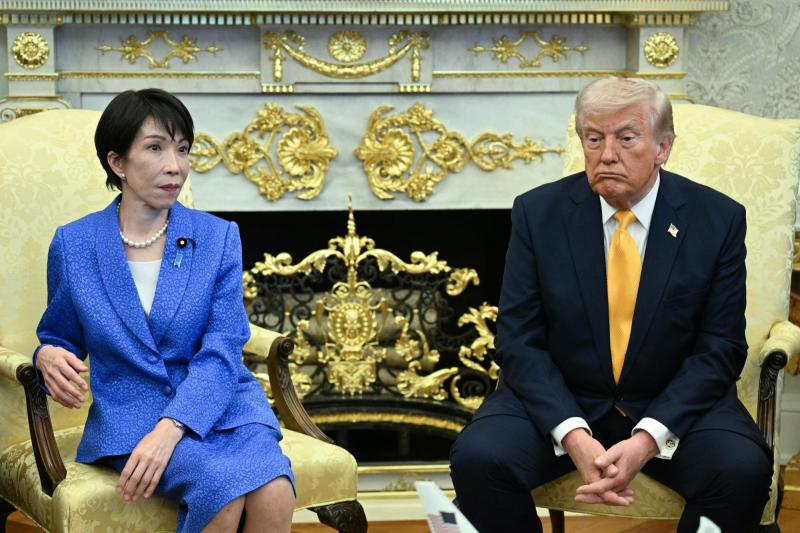 AFP - Primera ministra de Japón, Sanae Takaishi y Presidente de Estados Unidos, Donald Trump