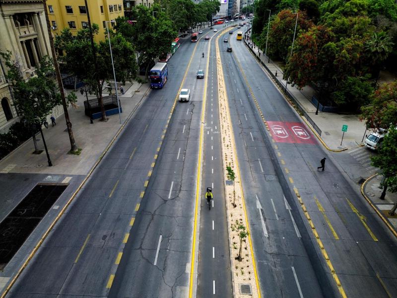 Minvu corta financiamiento a obras de Nueva Alameda - Agencia Uno