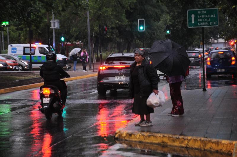 Lluvia en la capital: Revisa los sectores que tendrán gotas e incluso tormentas eléctricas - Agencia Uno