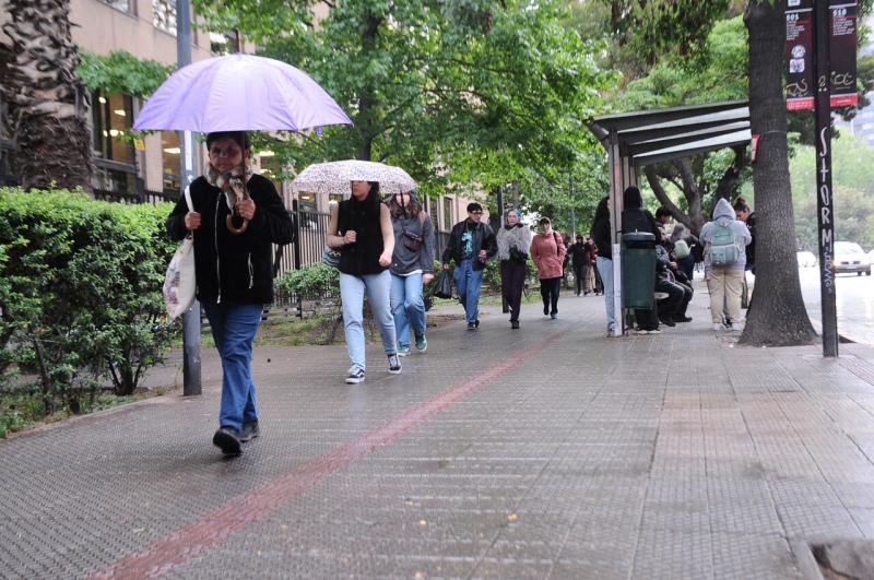 Agencia Uno - Lluvias en la RM