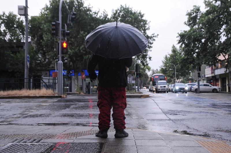 Agencia Uno - Lluvia en Santiago para este viernes