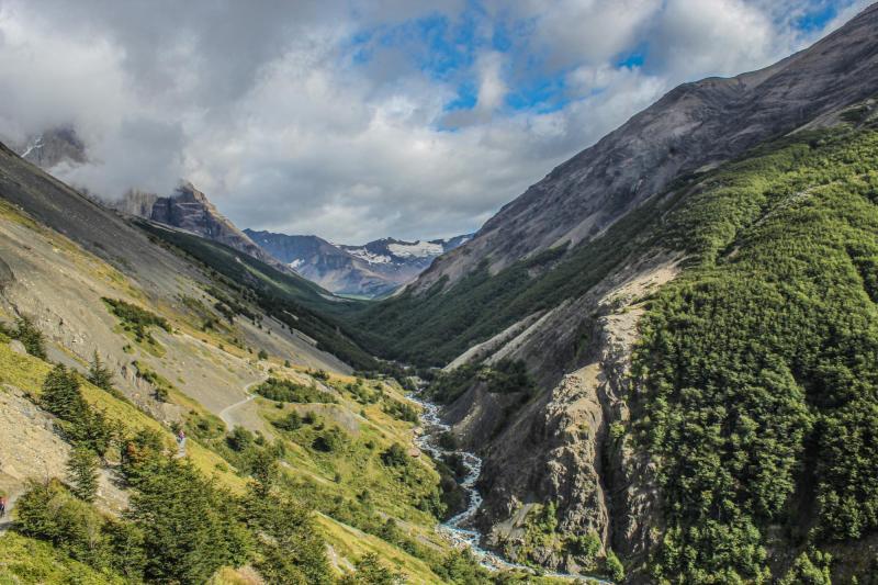 Agencia uno - Nueva detención en Torres del Paine: turista encendió un cigarrillo y terminó en manos de carabineros