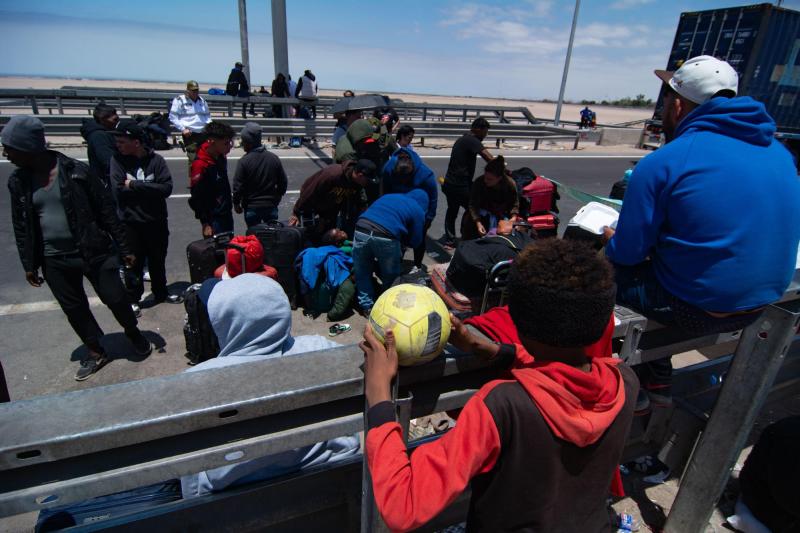 Agencia Uno - Inmigrantes (referencial)