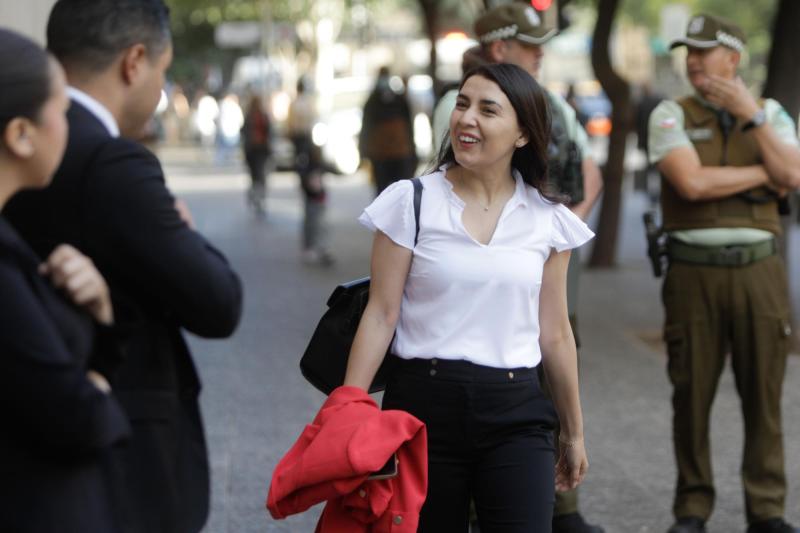 Ministra Judith Marín fija postura por aborto y anticoncepción de emergencia y responde a críticas a su fe: "basta de prejuicios" - Agencia Uno