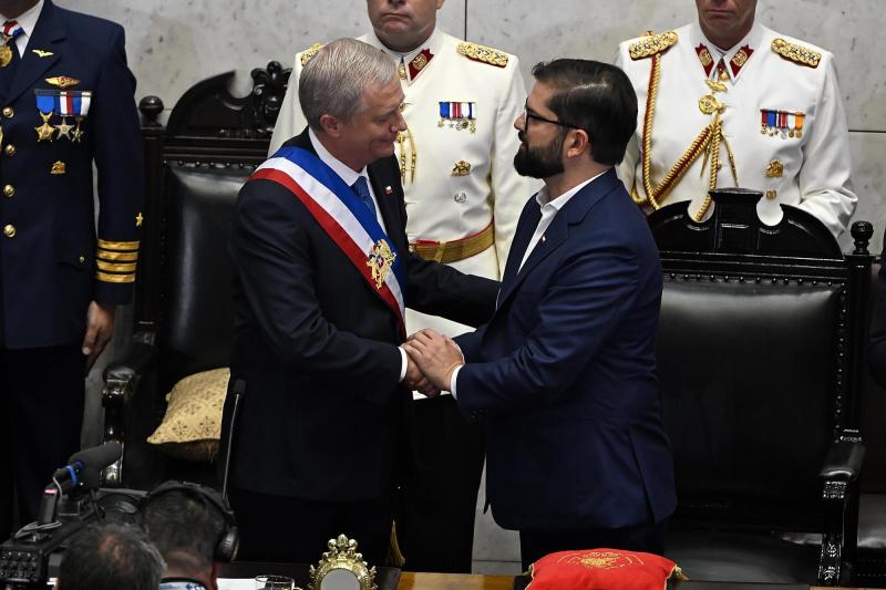 Revelan reacción de Kast ante carta de Boric - Agencia Uno