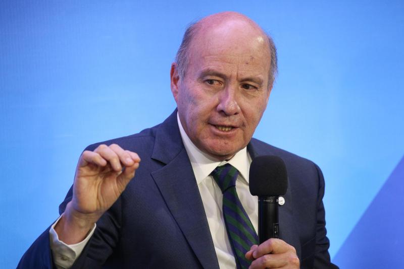 Aton- Ministro de Hacienda, Jorge Quiroz