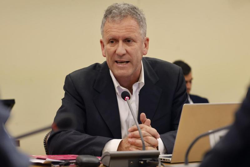 Aton- Ministro Juan Carlos Muñoz