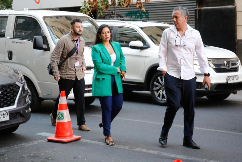 Aton - Alcaldesa de Quinta Normal, Karina Delfino.