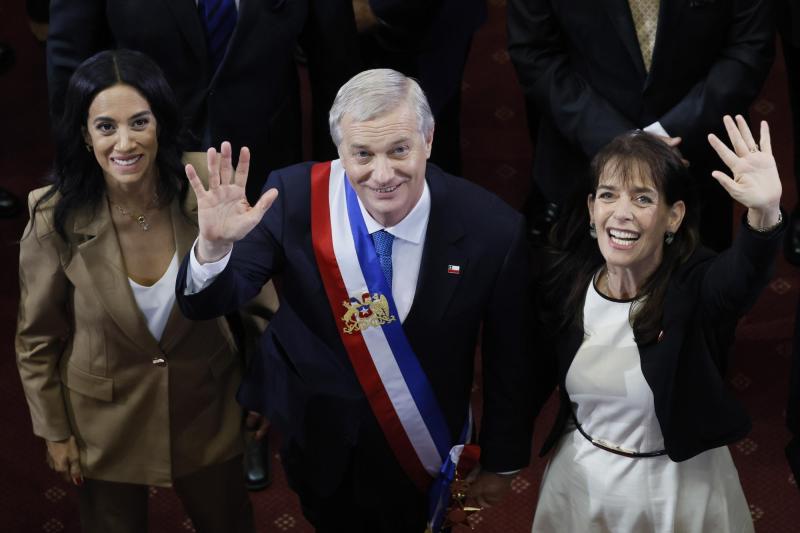 Aton - Sigue EN VIVO el primer discurso del Presidente Kast desde La Moneda