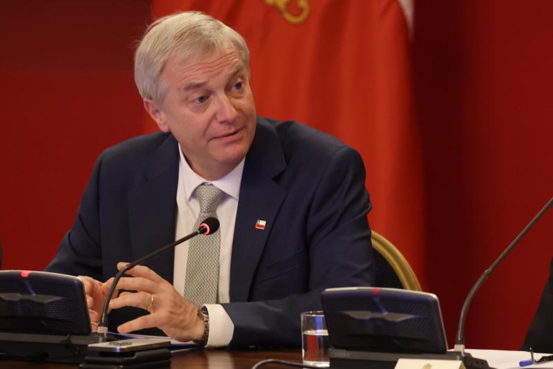 Aton- Kast declaró que recortes podrían tener excepciones