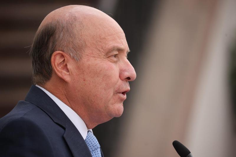 Aton- Ministro Quiroz aseguró que busca reinstaurar que los ministros de Hacienda no son "simpáticos"