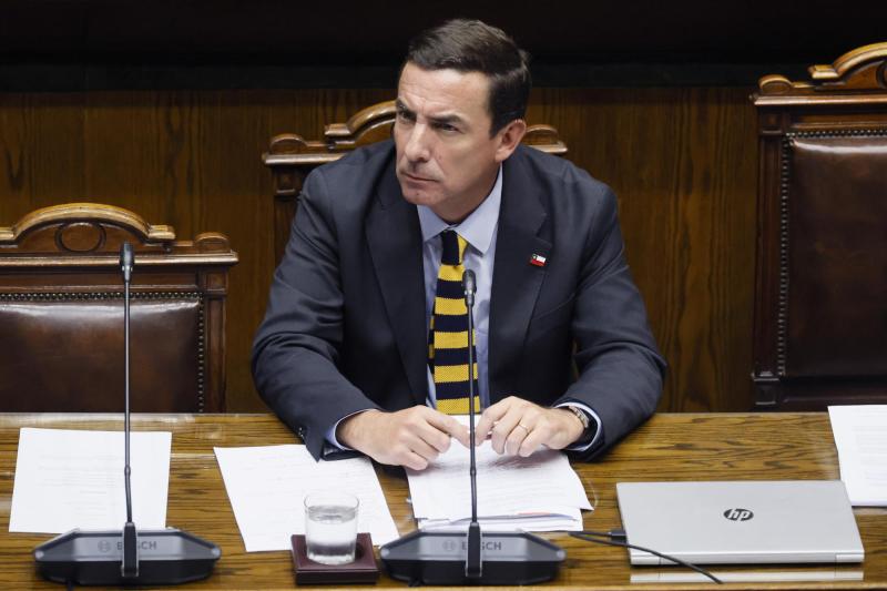 Aton- Fernando Rabat, ministro de Justicia