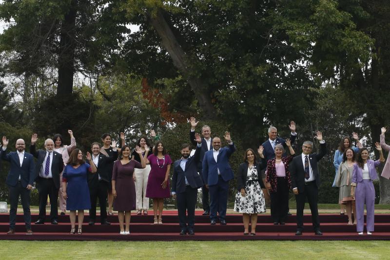 La primera foto de Boric y sus ministros - Aton