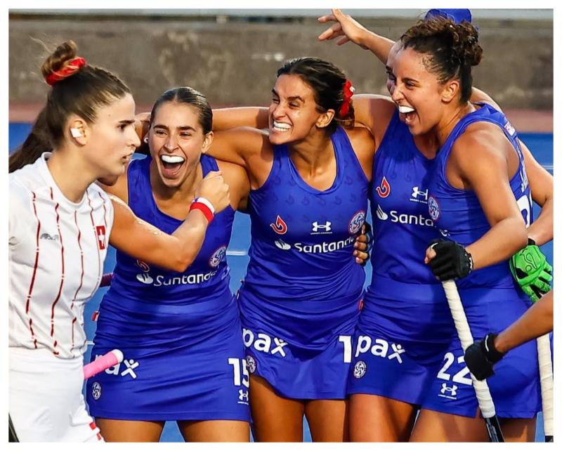 Las "Diablas" del Hockey Césped - Instagram: @chile_hockey
