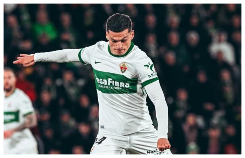 Elche de Lucas Cepeda visita al Villarreal - Instagram: @lucascepeda.10