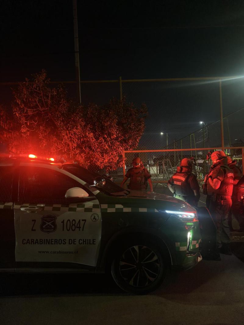 "Si te viene siguiendo un auto, cualquiera se va a asustar”: Familiares cuestionan confuso control policial que terminó con un hombre abatido por Carabineros - X Bryan Galvez Silva