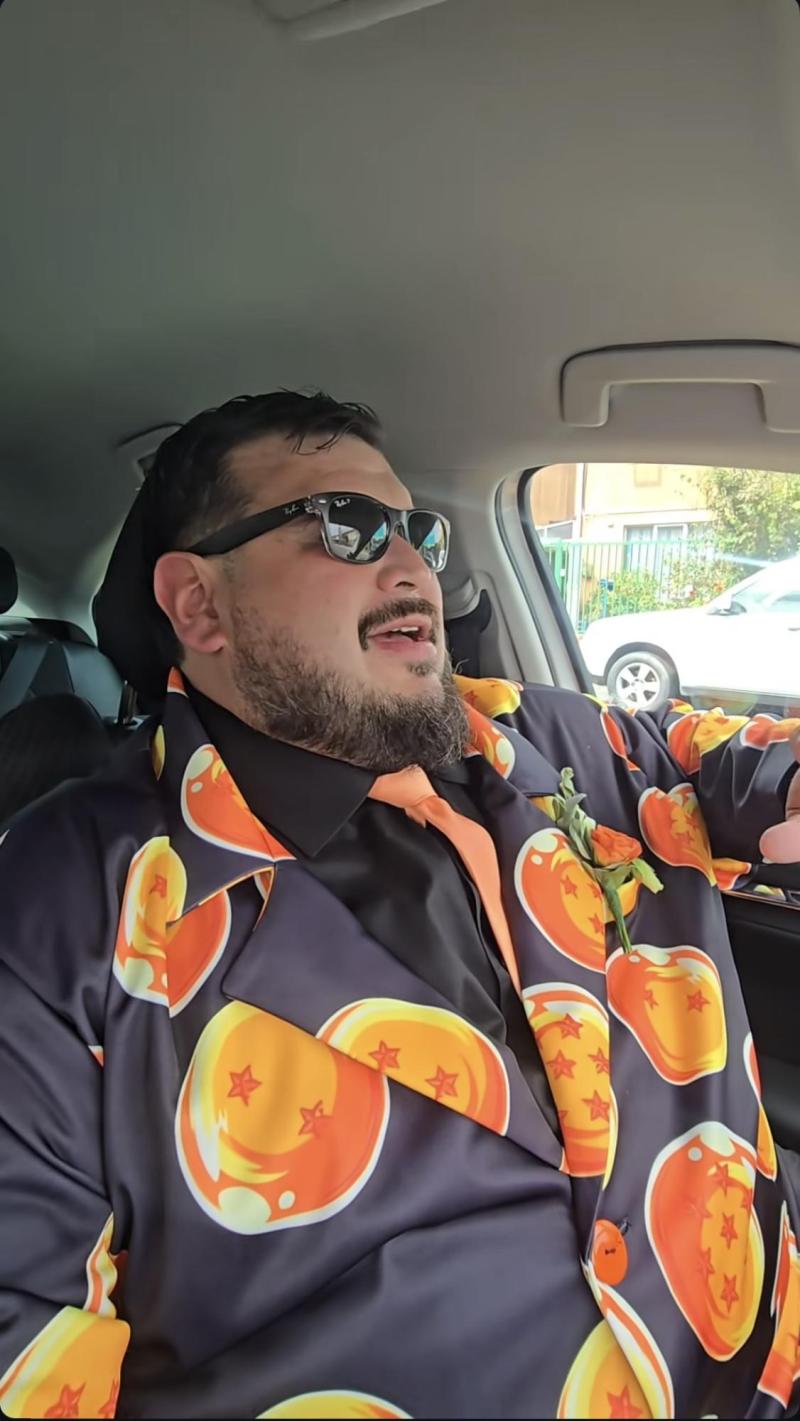 Instagram - Del anime al altar: influencer Otakin sorprende con traje inspirado en Dragon Ball en plena ceremonia en Concepción