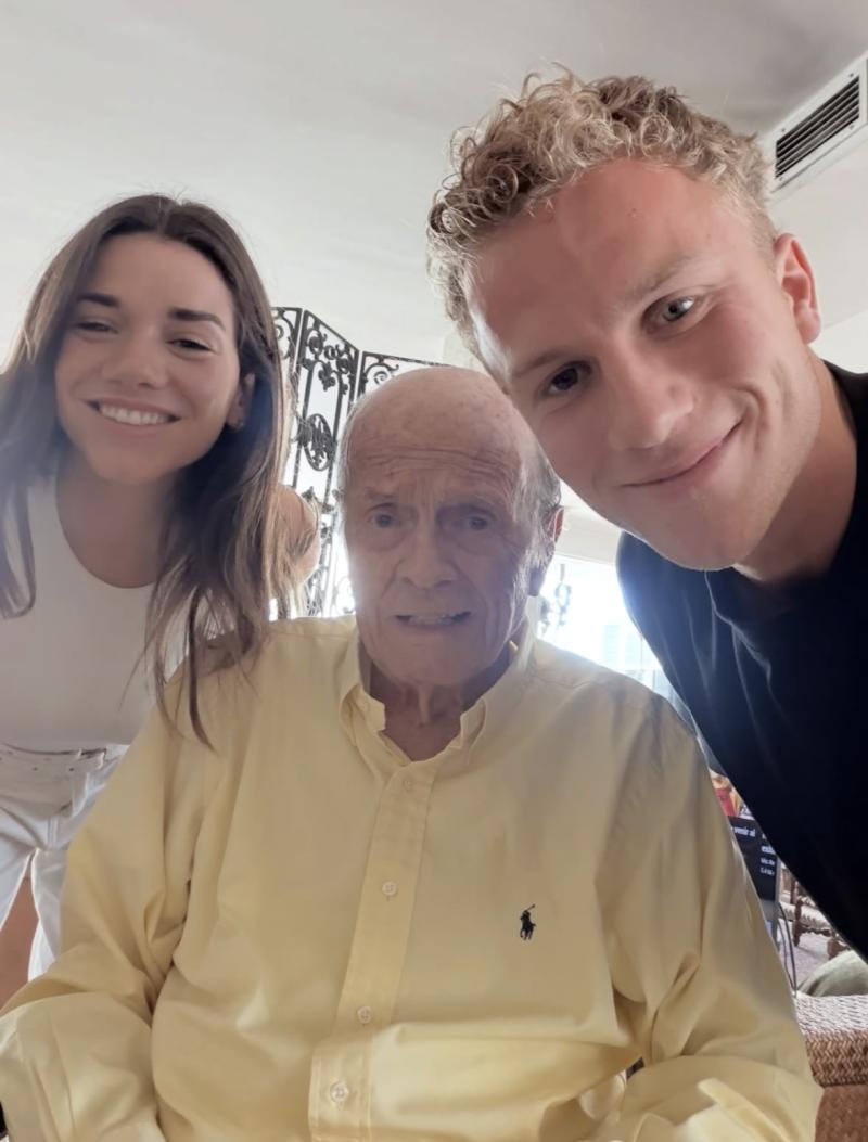 instagram - Hijo de Diana Bolocco comparte emotiva foto con su abuelo tras vacaciones familiares