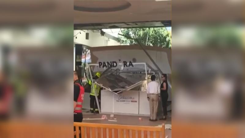 La Tarde es Nuestra - Pánico entre clientes de centro comercial en Quilpué tras caída de techo
