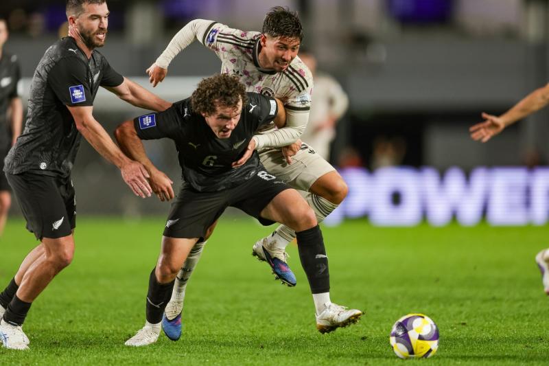 Photosport - La Selección Chilena perdió ante Nueva Zelanda