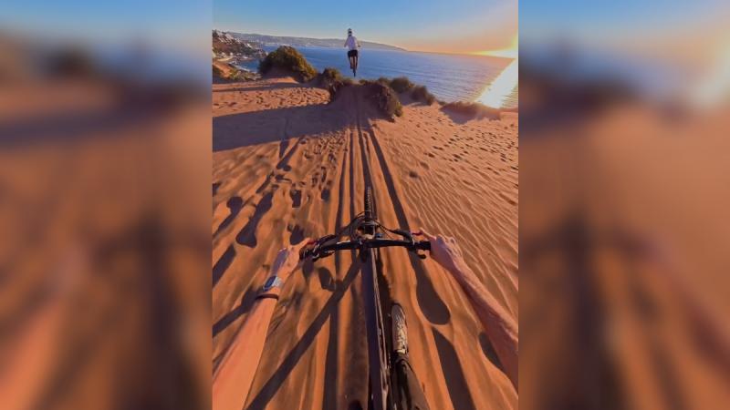 Instagram/johannesfischbach88 - Polémico descenso en dunas de Concón