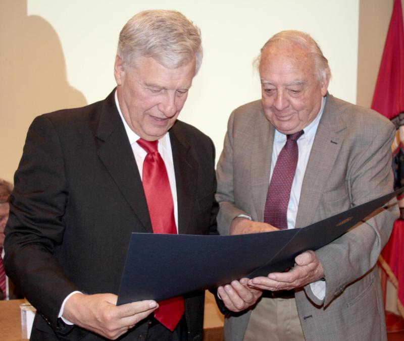 Dr. Attila Csendes Juhasz