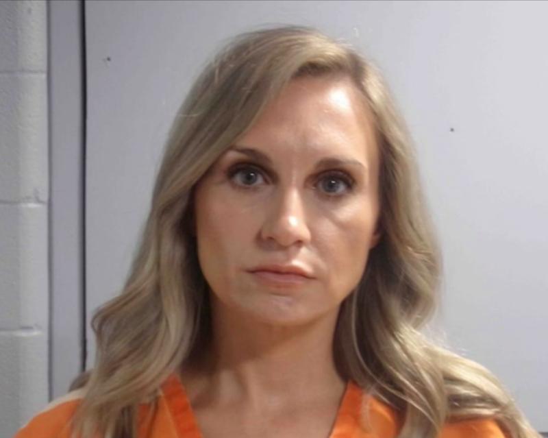 Police Louisiana - Exalcaldesa Misty Roberts culpable de violar a adolescente | T13