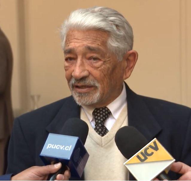 Carlos Menéndez - PUCV