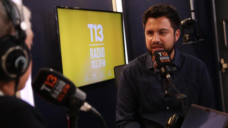 Tele13 Radio - Diputado Gustavo Gatica